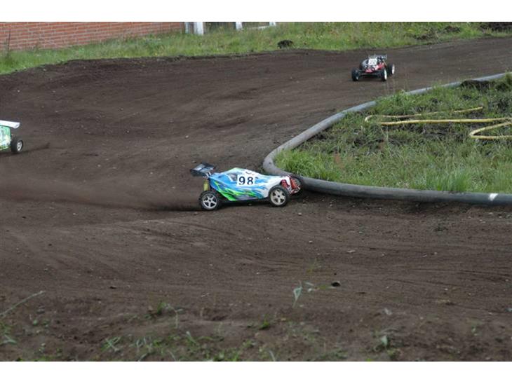 {{currentPhoto.altText}} billede {{currentPhoto.number}}