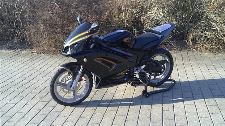 Min knallert efter maling og renovering  billede 4