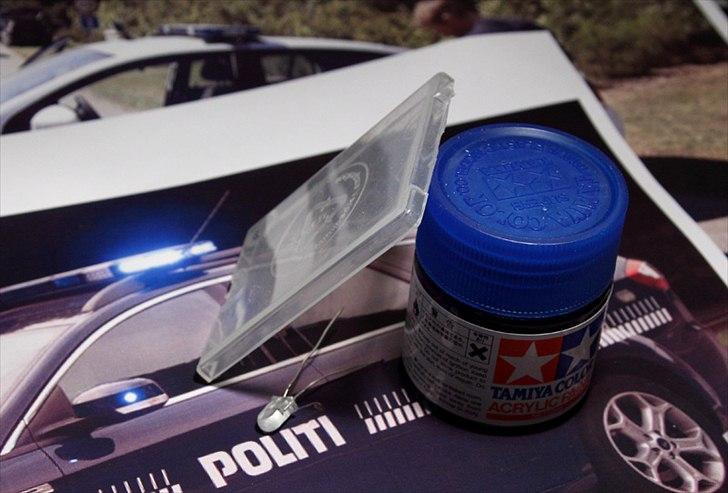 LED flash bar til politi bilen - Skåret og slibbet billede 5