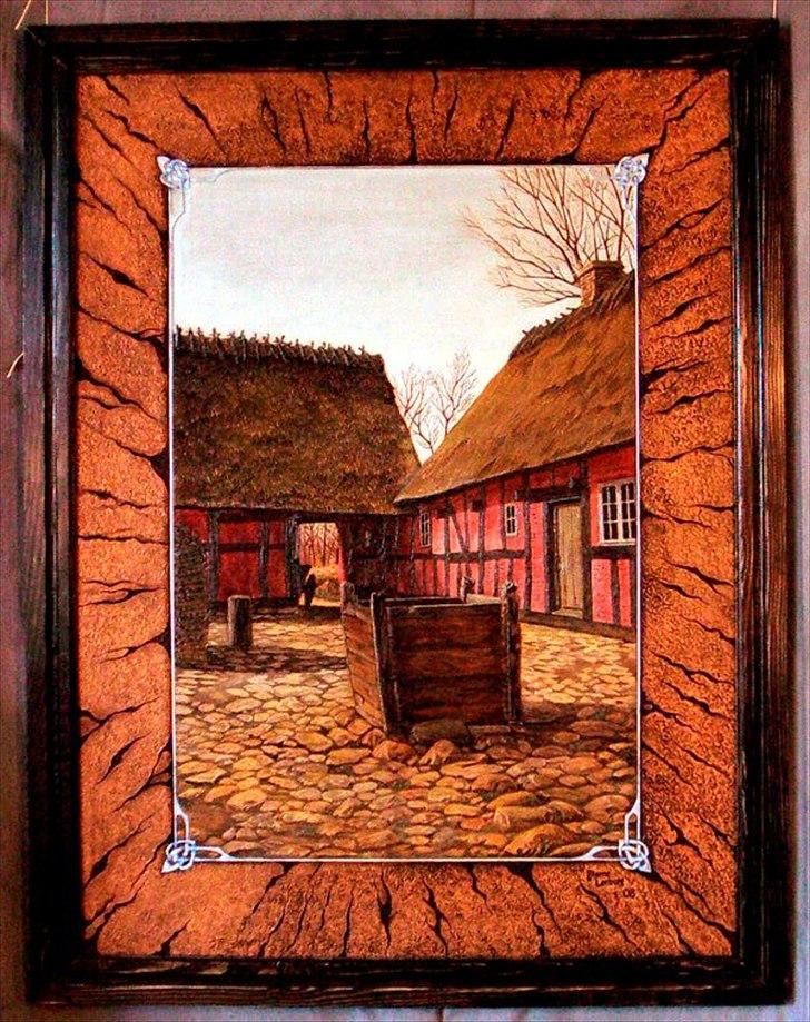 Min anden hobby 3, Læder Billeder - Truegaard.
Så blev ”The 13th Japan Internationa Leather Art Forum 2003” skudt i gang, og denne gang var jeg jo en af veteranerne fra det sidste Leather Art Forum ;-)
Og jeg hade fået en del rutine, var en del erfaringer rigere og hade noget at forsvare, min 3 plads.
Jeg kendte også en del af de andre deltagere, og viste at de ikke var umulige at slå, så der var fod på tingene.

Truegaard som igen igen er taget fra Frilands museet i Lyngby (jeg har altså lave andet end motiver fra Frilands museet i Lyngby ;-) 
 billede 40