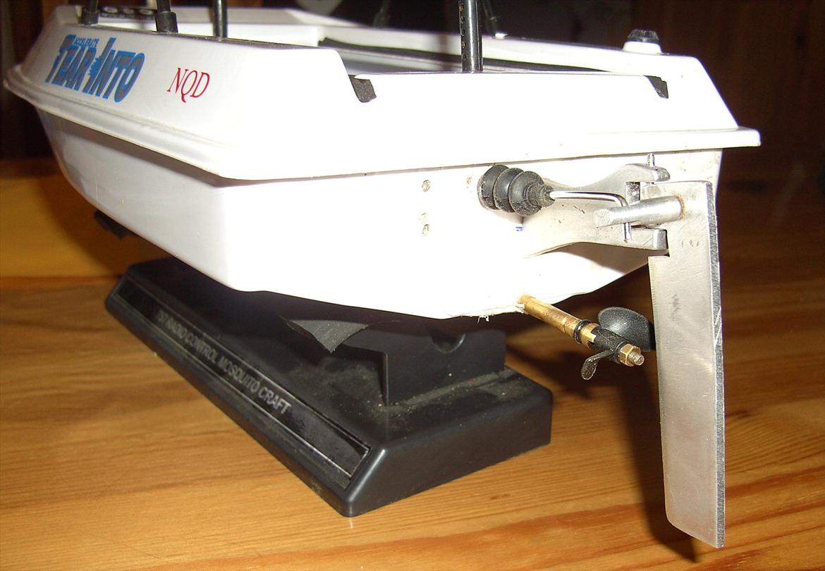 ombygning af br. båd - roret er hjemme lavet. billede 7