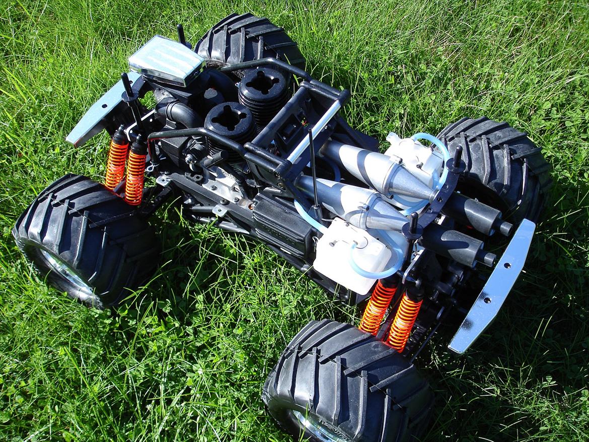 Kyosho Giga Crusher Dual Force billede 9