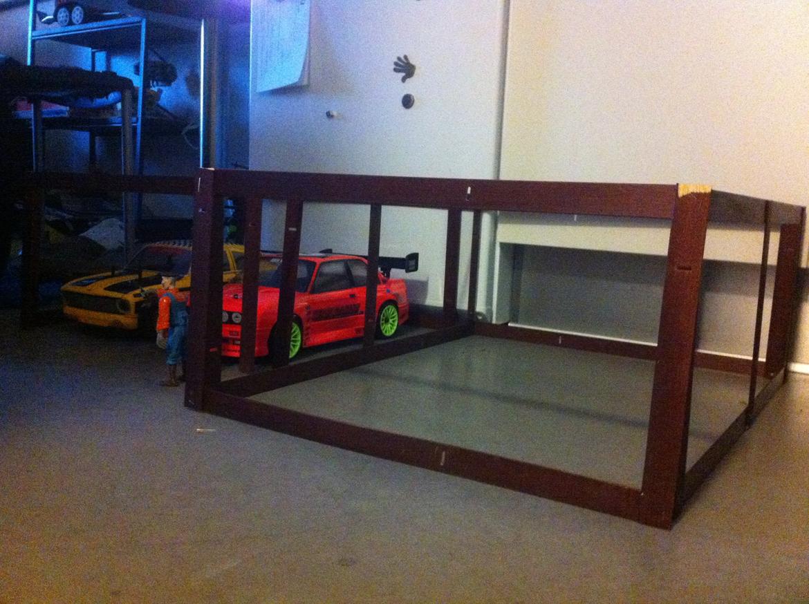 Esbjerg Rc Drift tankstation / værksted billede 1