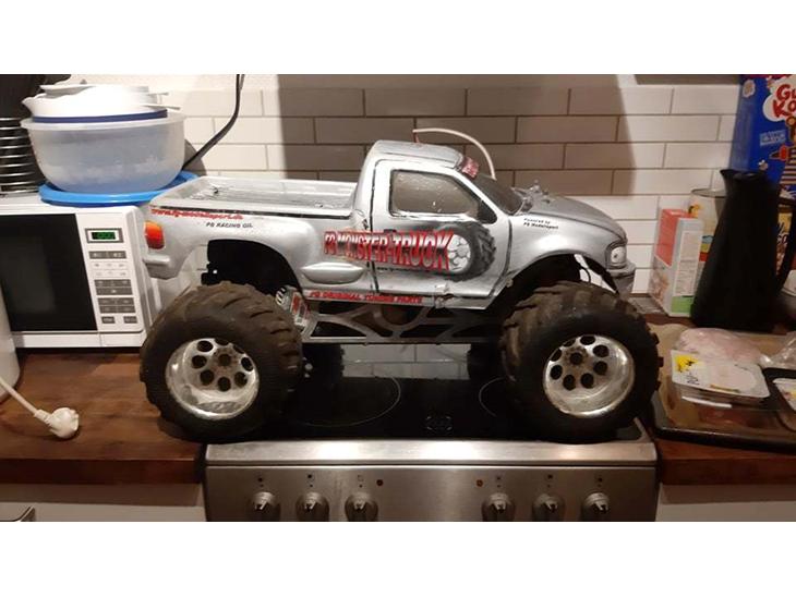 {{currentPhoto.altText}} billede {{currentPhoto.number}}