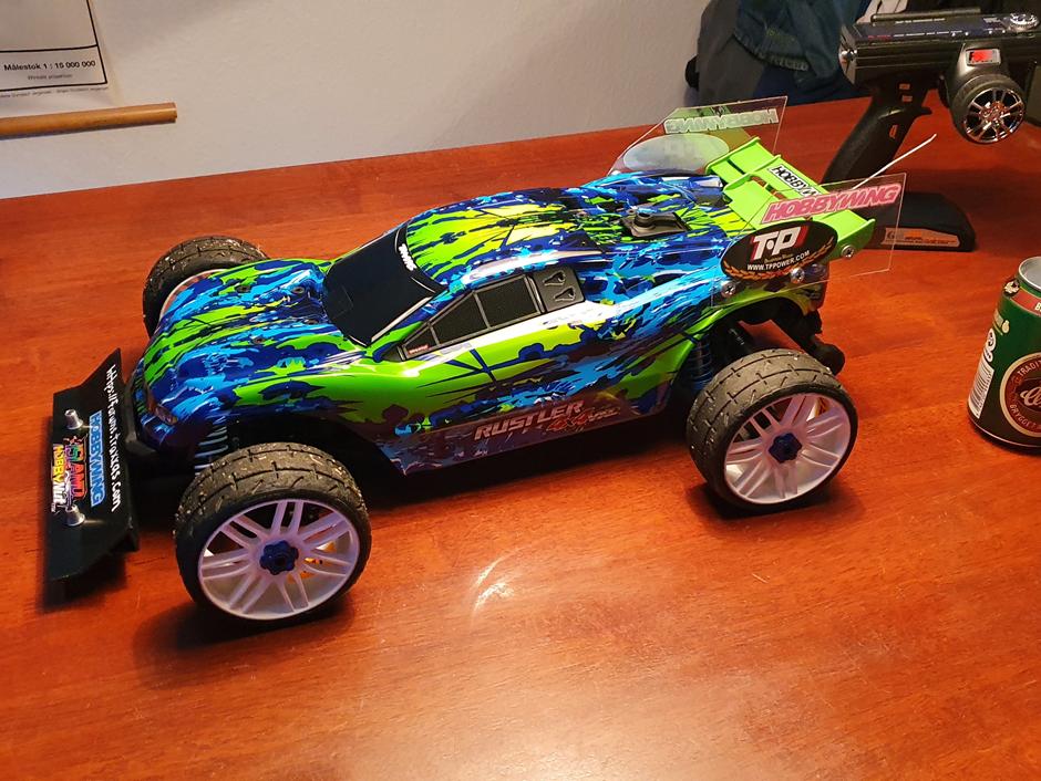 100 mph car