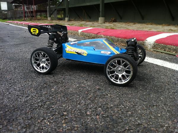 Min Losi Mini 8ight