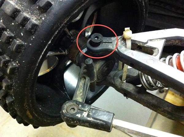 FG Baja upright skruer rasler ud!