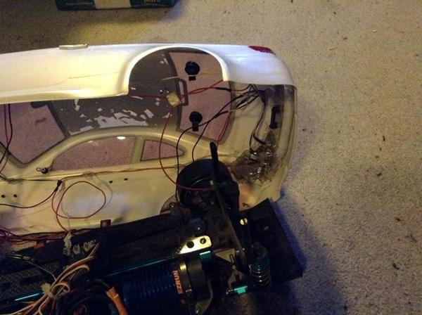 Hjælper til Karroseri! 