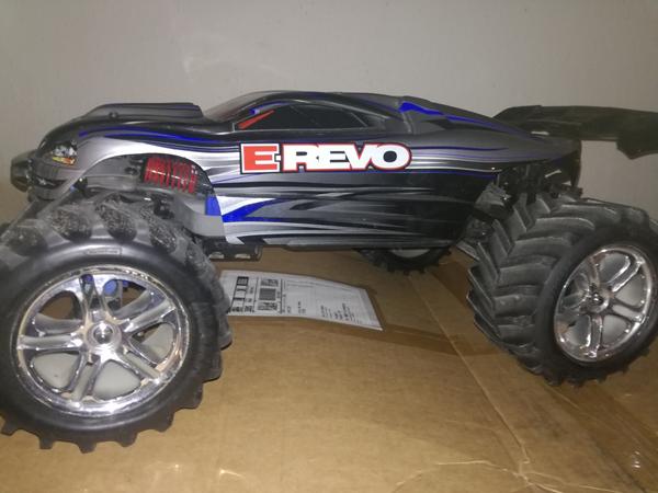 Traxxas E-revo 1 gen