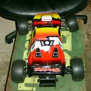 Bil Traxxas Nitro Rustler