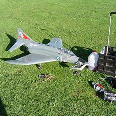 Fly Phantom F-4K Solgt