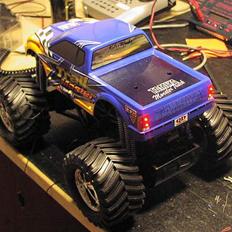 Bil Tamiya Trail Master