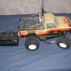 Truck Kyosho Tracker