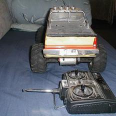 Truck Kyosho Tracker