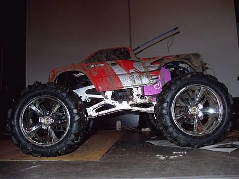 Off-Roader HPI - Savage.25 RTR SOLGT - Savagen efter en lang dag i mudder! billede 1