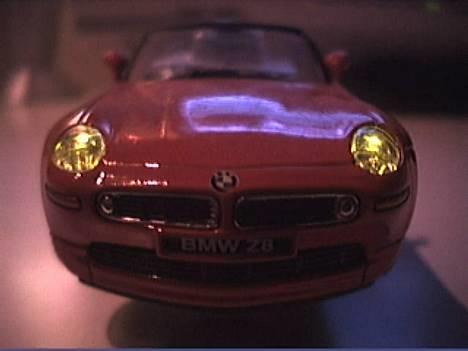 Bil BMW Z8 - Forlygterne lyser når man kører fremad, og baglyterne når man bakker.. :) billede 3