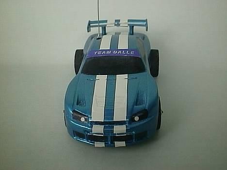 Bil RaceTin Skyline GT-R R34 - Så blev bilen sq lige malet i en fin farve! Noget pænere end den der standard-gul den kom i! billede 1