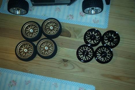 Bil Subaru Impreza QRC. - Tjaaaa, okay plastic-fælge ser da osse meget godt ud.PS.HELE BILEN ER TILSALG!!!!!!!!!! billede 10