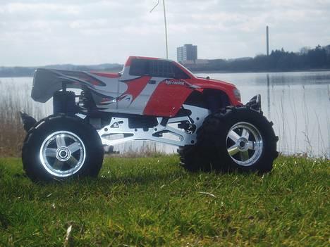 Truck SAVAGE 25 RTR billede 2