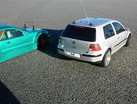 Bil Tamyia FF01 SOLGT - Det min Golf´n der, men ikke merceren billede 4