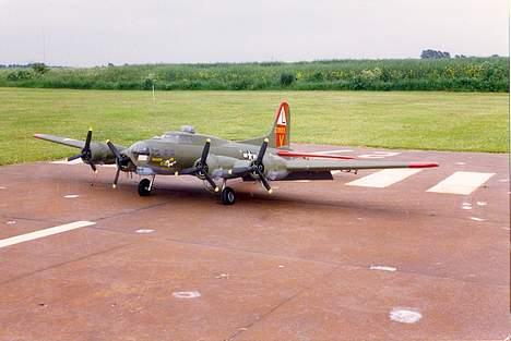 Fly B17 billede 4