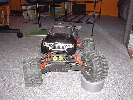 Truck savage 21 - Den har næsten lige været ude at køre, er lidt beskidt billede 1