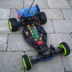Buggy Team Associated B4 FT