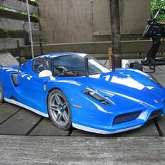 Bil Tamiya Enzo Ferrari TT-01