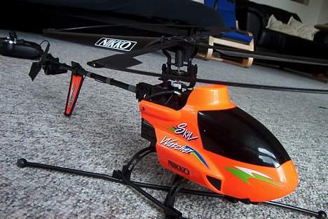 Helikopter Bagrotoren er gået stykk. billede 12