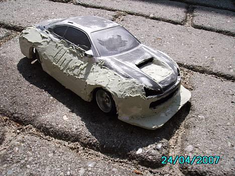 Bil Nissan Silvia - Der mangler stadig rigtig meget slibe og spartelarbejde ! billede 10