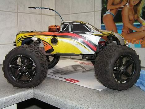 Truck traxxas revo billede 3