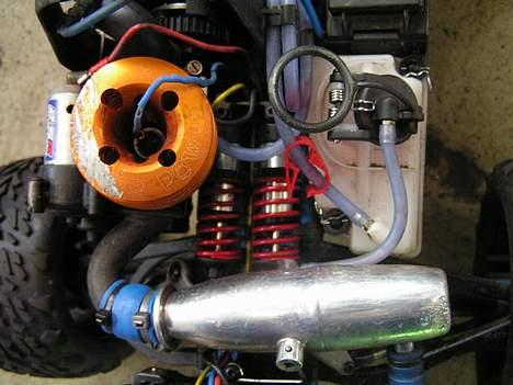 Truck traxxas revo billede 8