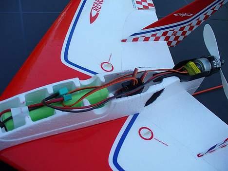 Fly Projeti, Reno Racer billede 9