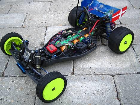 Buggy Team Associated B4 FT billede 2