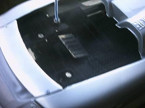 Bil Tamia QD - Gitter i bagenden billede 3