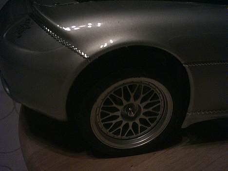 Bil Tamia QD - Baghjul billede 9