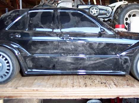 Bil Mercedes 190 2,5 16V EVO - Efter 15 minutters kørsel er den blevet MEGET Støvet. billede 7