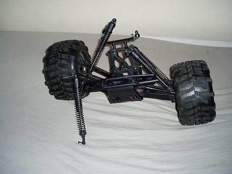 Off-Roader savage 25 opgraderet - "Puha" det blir ikke sjovt at samle den igen... billede 10