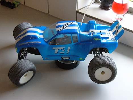 Truck team AE RC10T4 billede 1