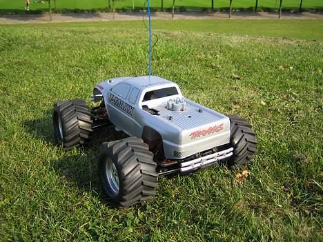 Bil T-Maxx 4910 - Sådan ser den ud, med hjemmemalet karosse billede 8