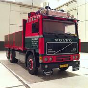 Lastbiler Volvo F12