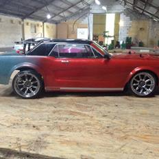 Bil Sniper / Ford-mustang-67