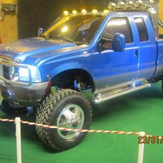 Truck Ford F350 Dually