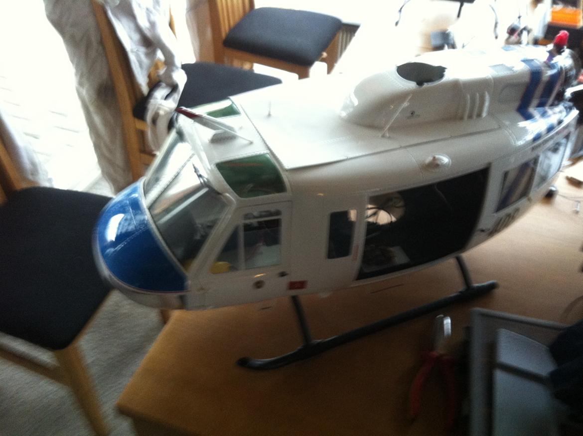 Helikopter Vario Bell 204.... Uh1 SOLGT billede 12
