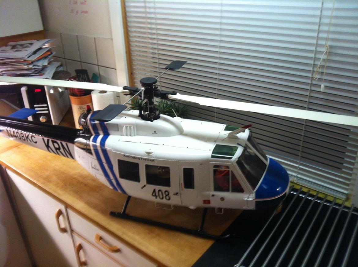 Helikopter Vario Bell 204.... Uh1 SOLGT billede 2