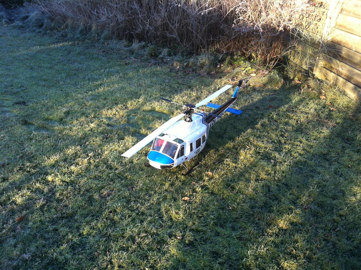 Helikopter Vario Bell 204.... Uh1 SOLGT billede 19