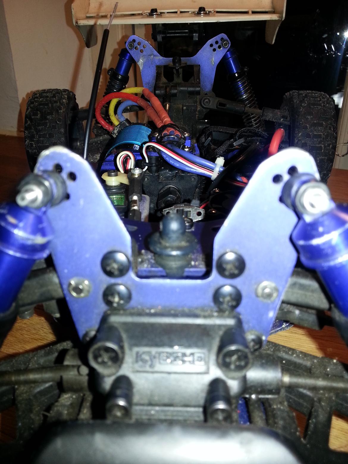 Buggy Kyosho Inferno MP 7.5 Sport [SOLGT] billede 9