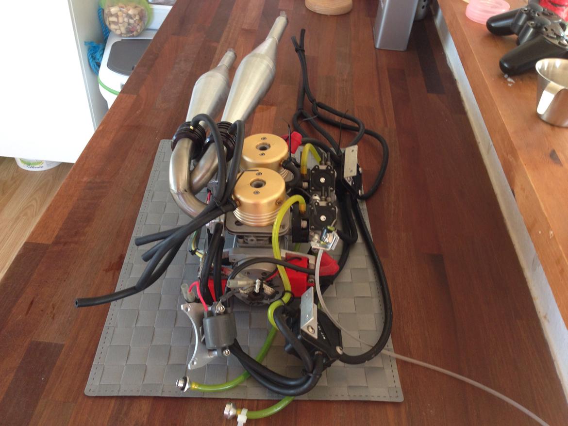 Båd Moutian hobbies viper 61" billede 2