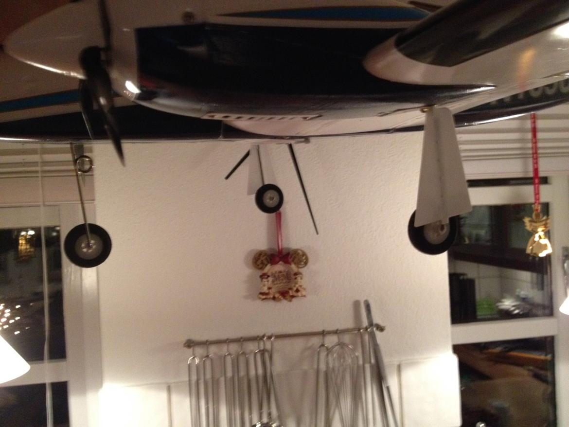 Fly PIPER PA34 VE29 Twin R.I.P - Understel ser okay ud billede 5