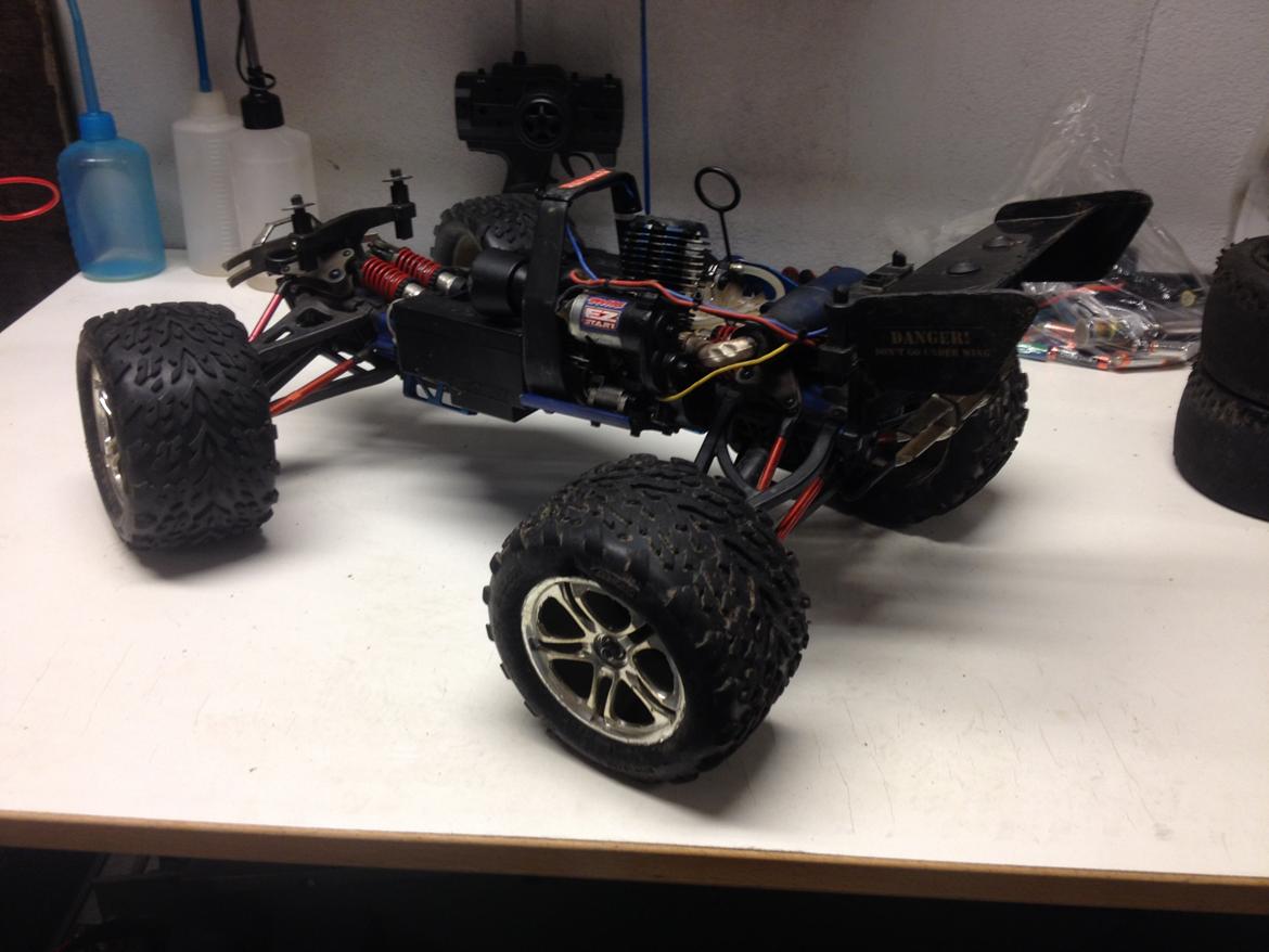 Off-Roader Traxxas Revo 3.3 billede 5